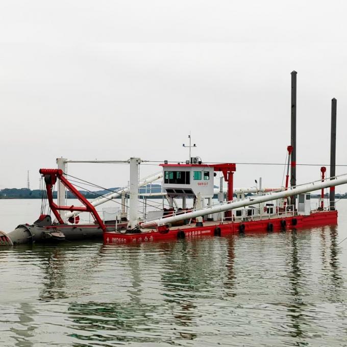 Engine room view of sand 浚渫船 machine