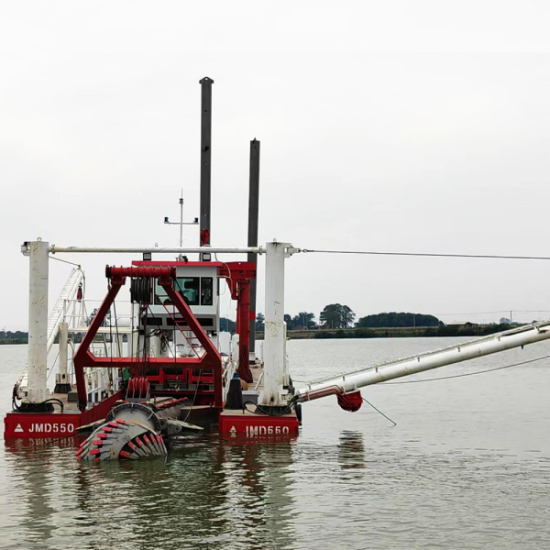JMD550 浚渫船 in operation