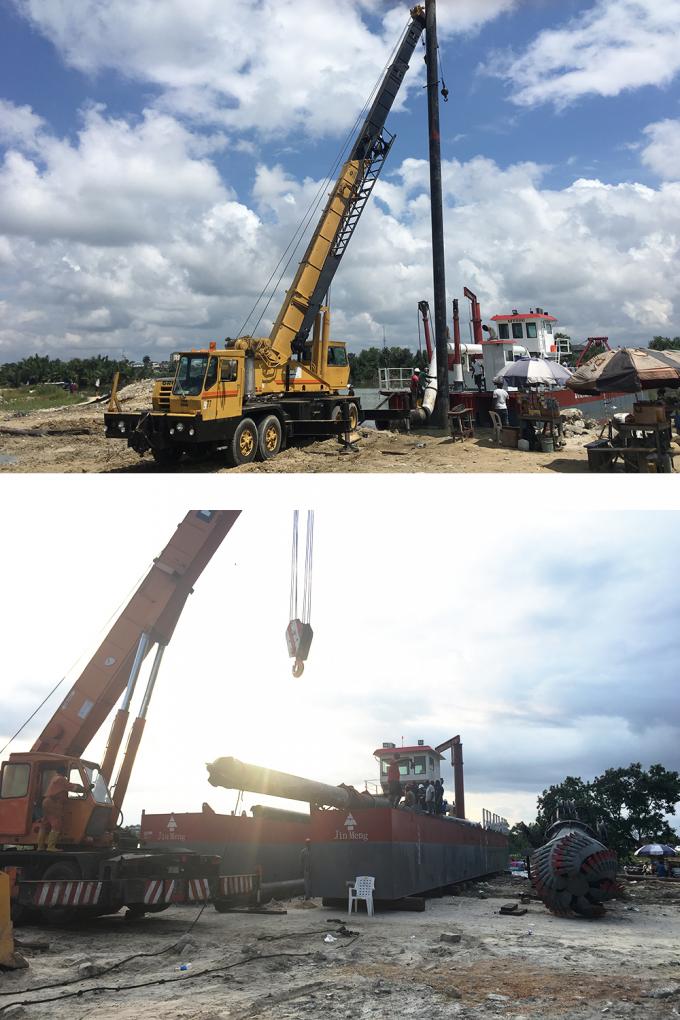 Installation of desilting machine river 浚渫船